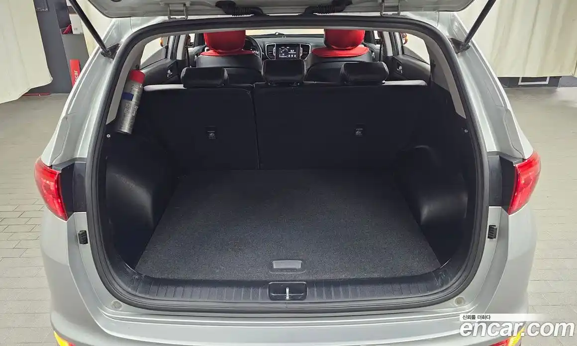 Kia Sportage 2016 2.0 Автомат в Москве № 587569, фото 20