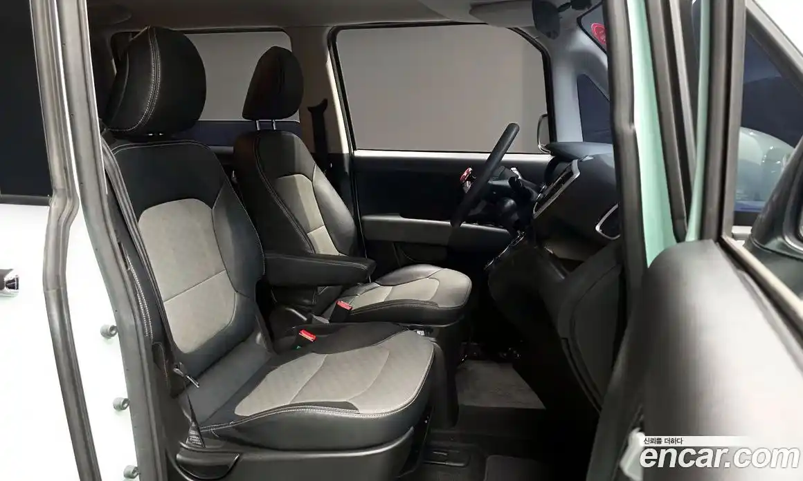 Kia Ray 2021 1.0 Автомат в Москве № 587579, фото 11