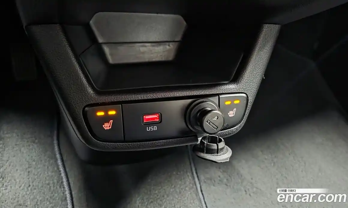 Kia Ray 2021 1.0 Автомат в Москве № 587579, фото 16