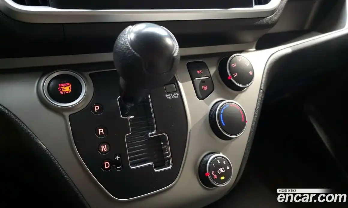 Kia Ray 2021 1.0 Автомат в Москве № 587579, фото 9