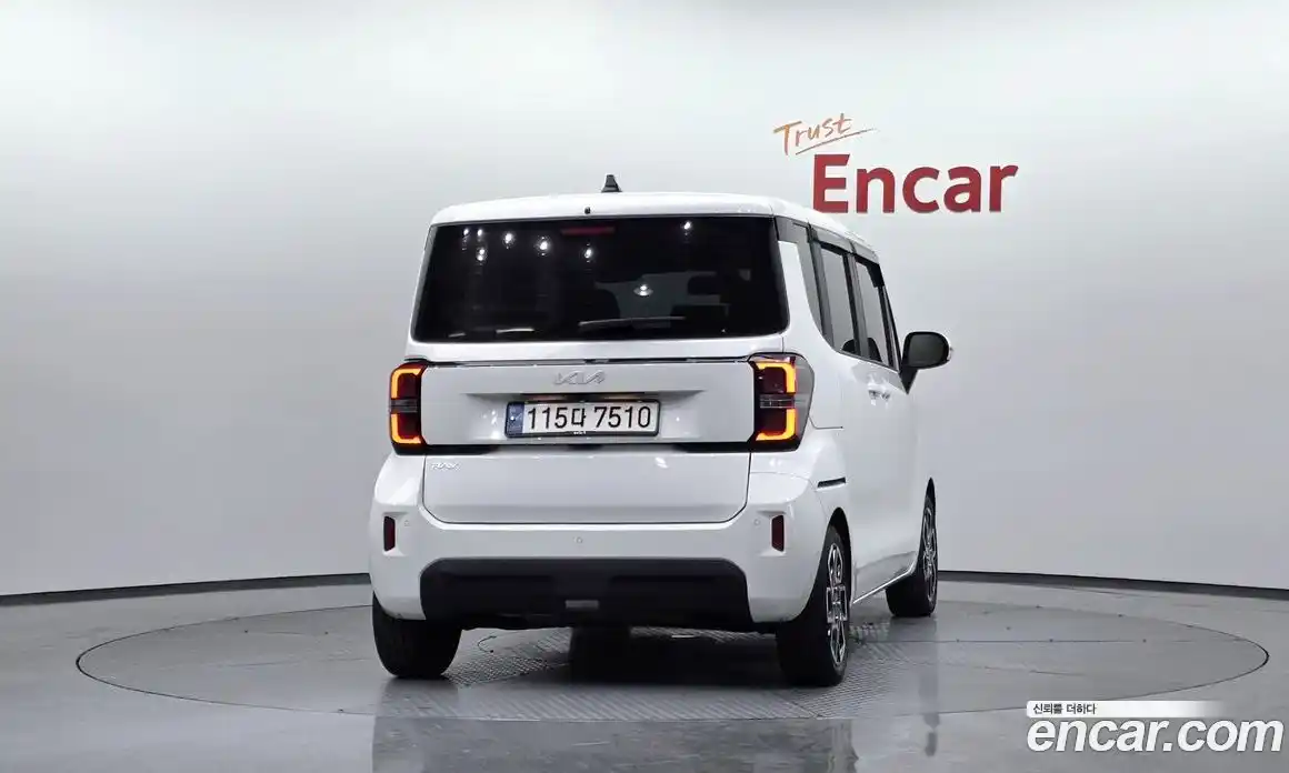 Kia Ray 2023 1.0 Автомат в Москве № 587648, фото 3