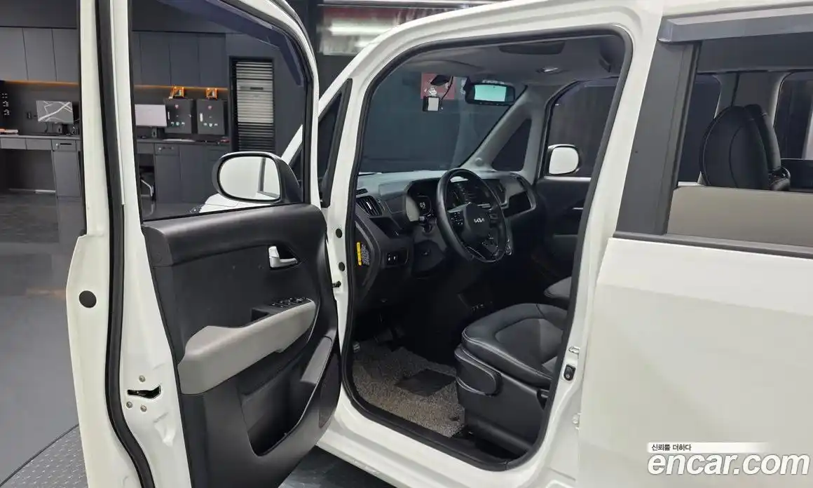 Kia Ray 2023 1.0 Автомат в Москве № 587648, фото 10