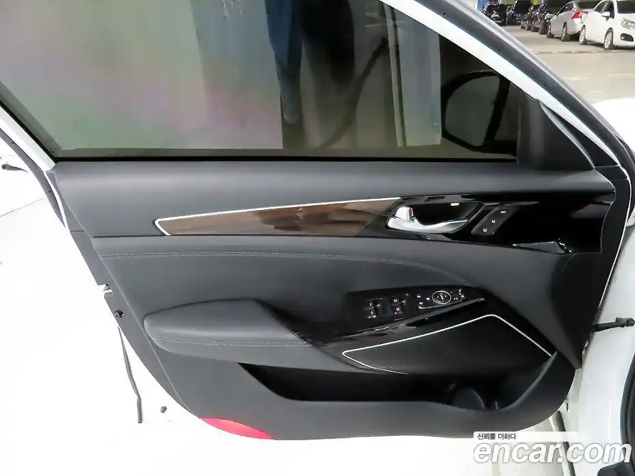 Kia K7 2019 2.4 Автомат в Москве № 587731, фото 14