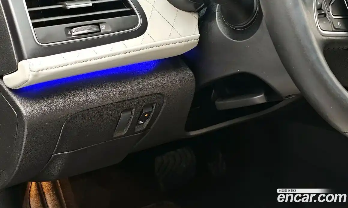 Renault SM6 2020 1.6 Автомат в Москве № 587875, фото 17