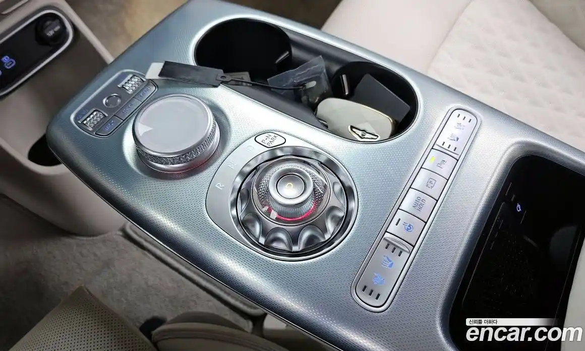 Genesis GV60 2022 0.1 Автомат в Москве № 588307, фото 9