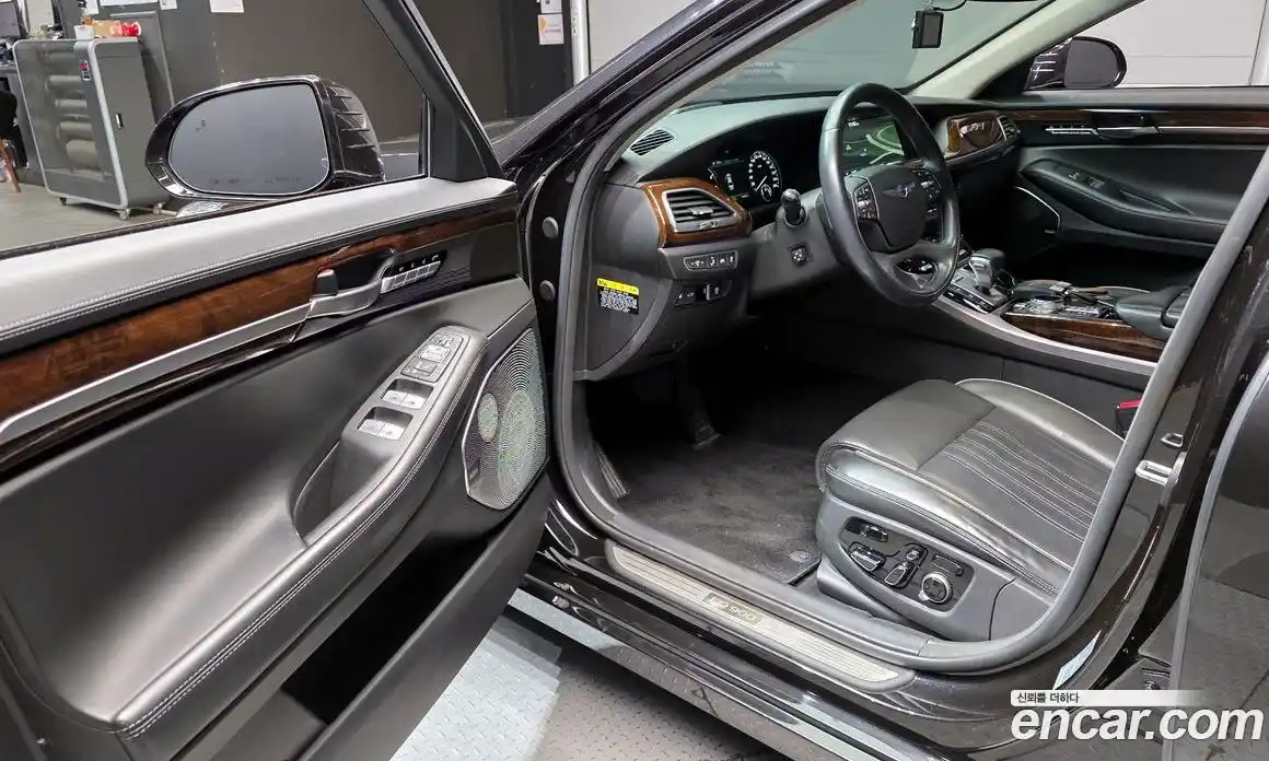 Genesis EQ900 2018 5.0 Автомат в Москве № 588565, фото 11