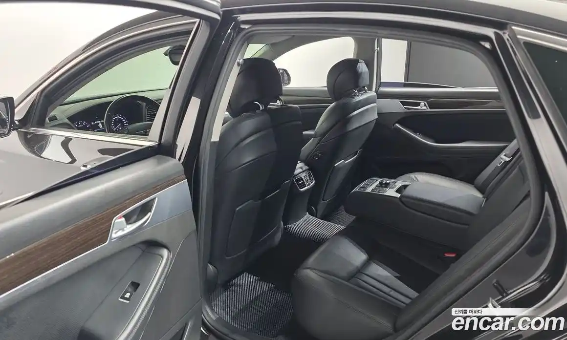 Genesis G80 2018 3.3 Автомат в Москве № 588572, фото 17