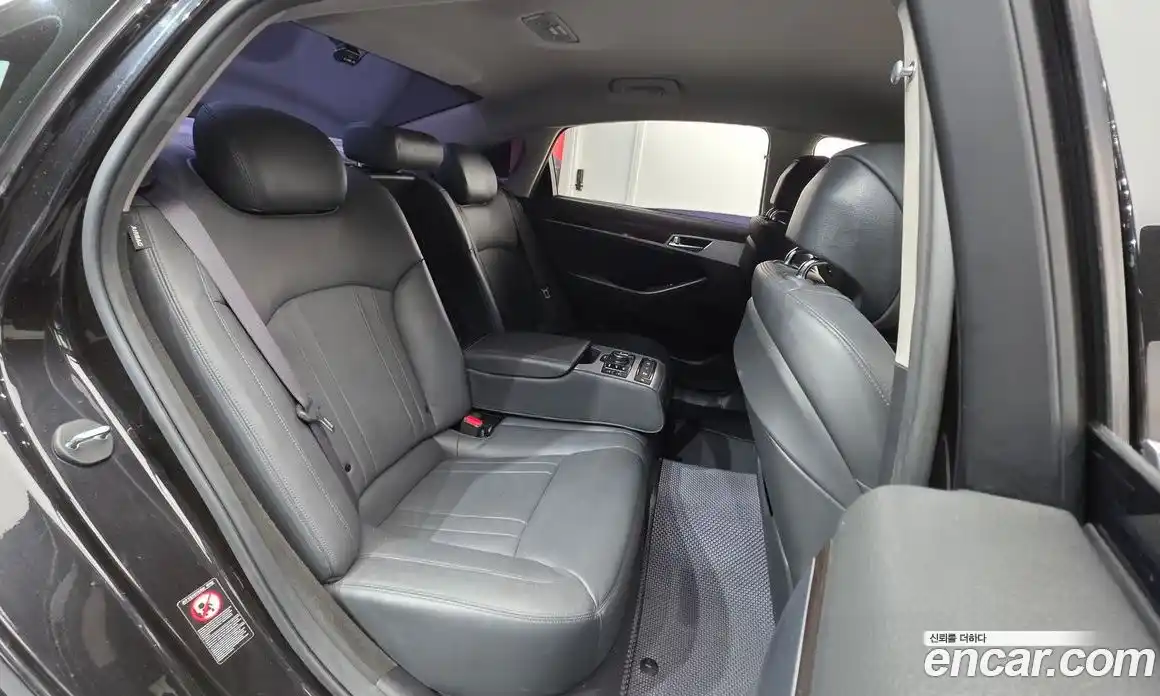 Genesis G80 2018 3.3 Автомат в Москве № 588572, фото 19