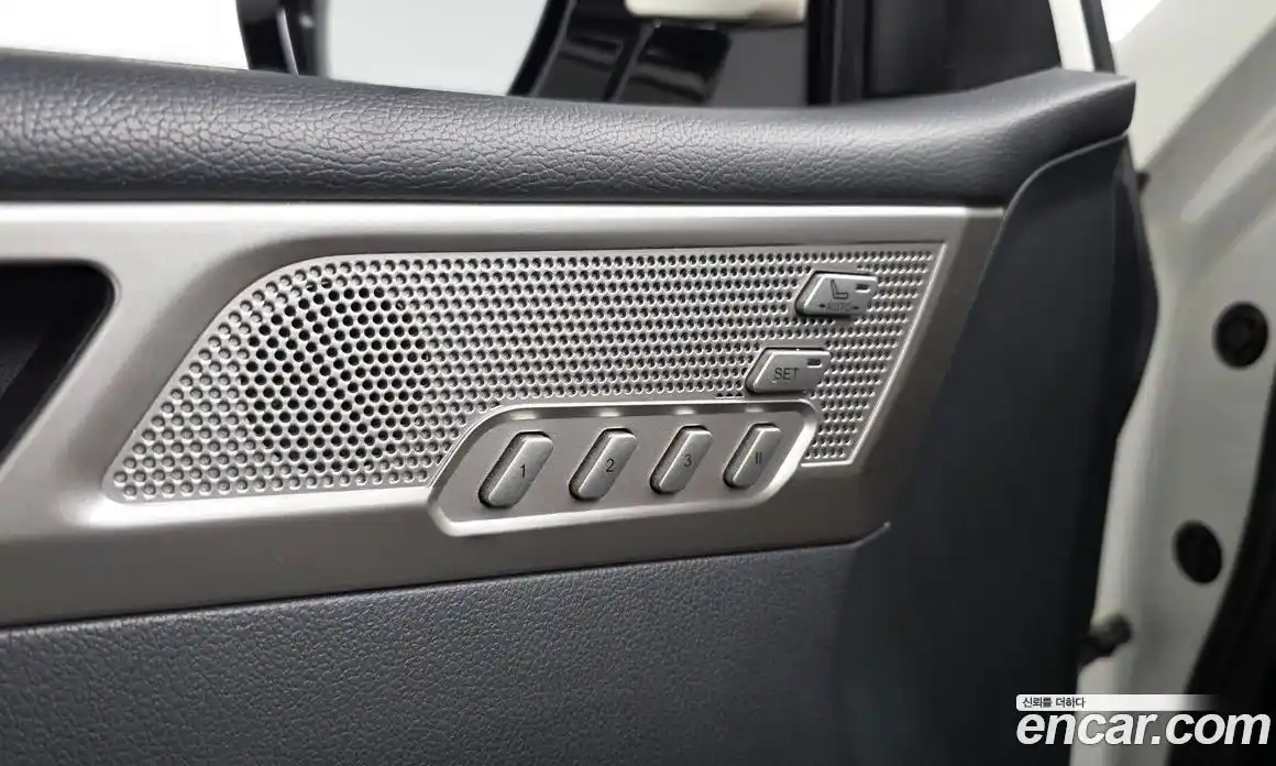 SsangYong Rexton 2018 2.2 Автомат в Москве № 589196, фото 16