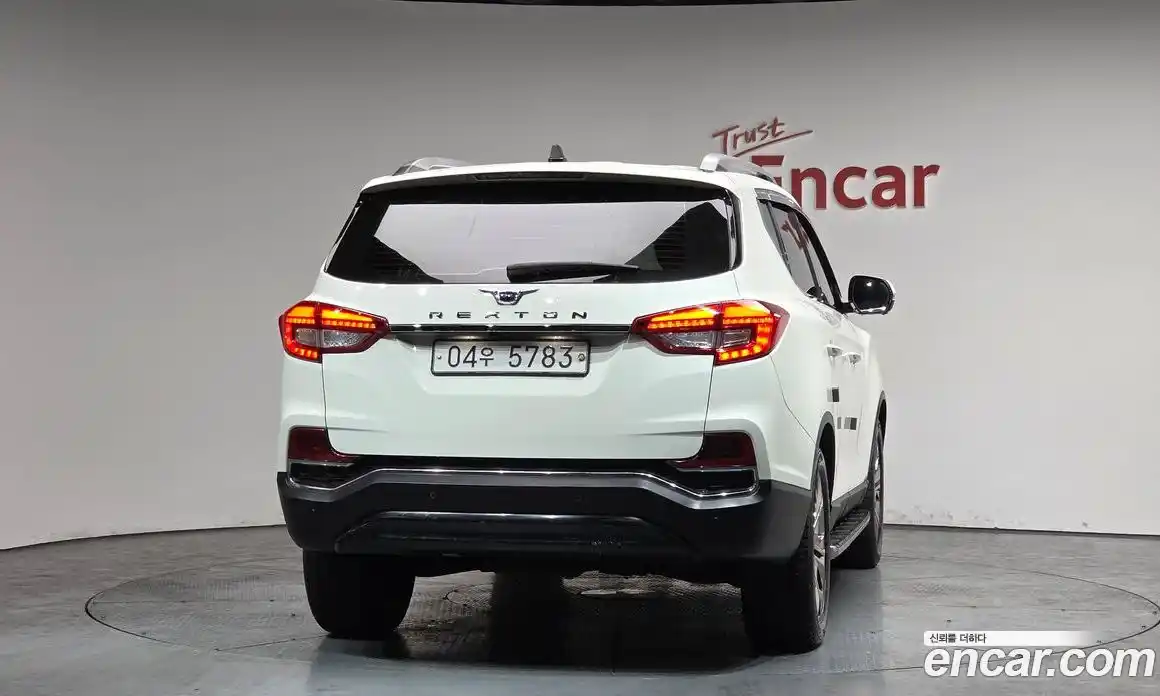 SsangYong Rexton 2018 2.2 Автомат в Москве № 589196, фото 4