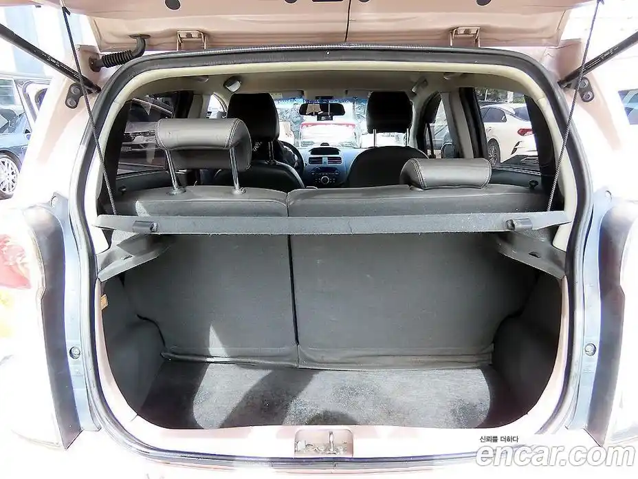 Chevrolet Matiz 2011 1.0 Автомат в Москве № 589253, фото 17