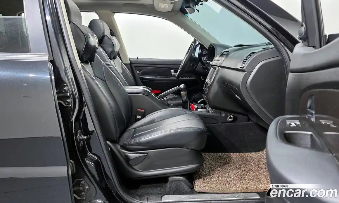 SsangYong Rexton 2015 2.0 Механическая в Москве № 589438, фото 10