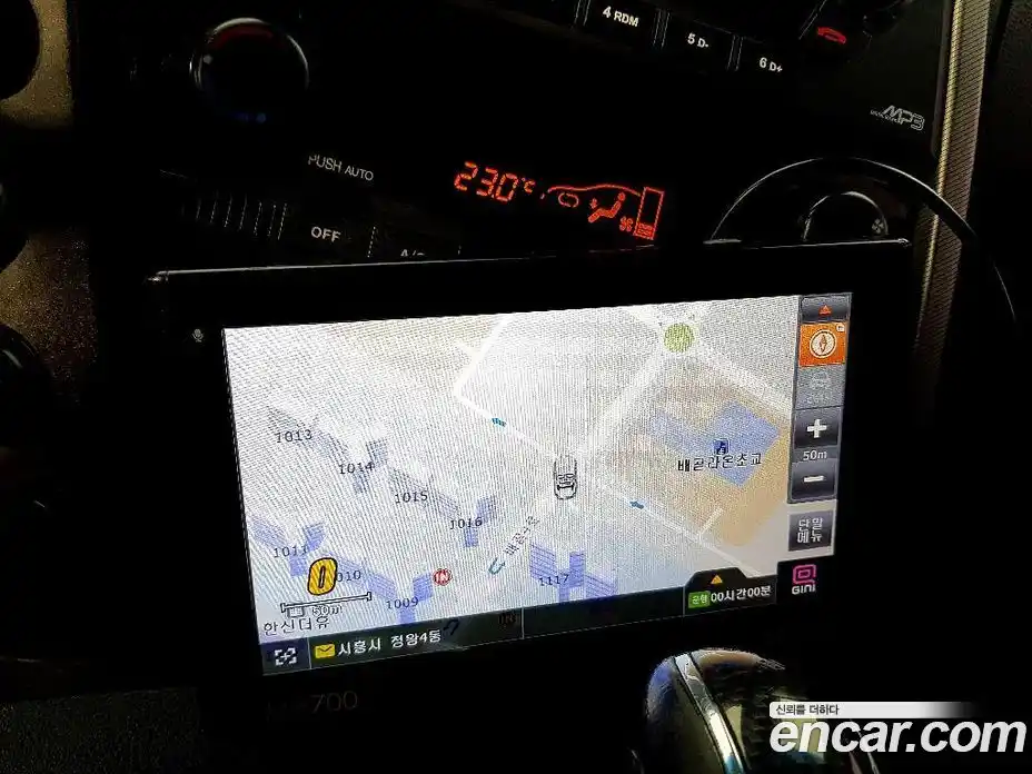 SsangYong Korando 2014 2.0 Автомат в Москве № 589445, фото 12