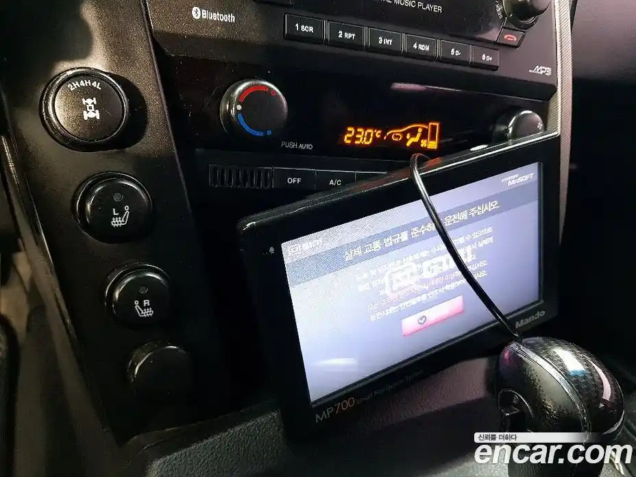 SsangYong Korando 2014 2.0 Автомат в Москве № 589445, фото 15