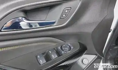 Chevrolet Trax 2024 1.2 Автомат в Москве № 589704, миниатюра 12