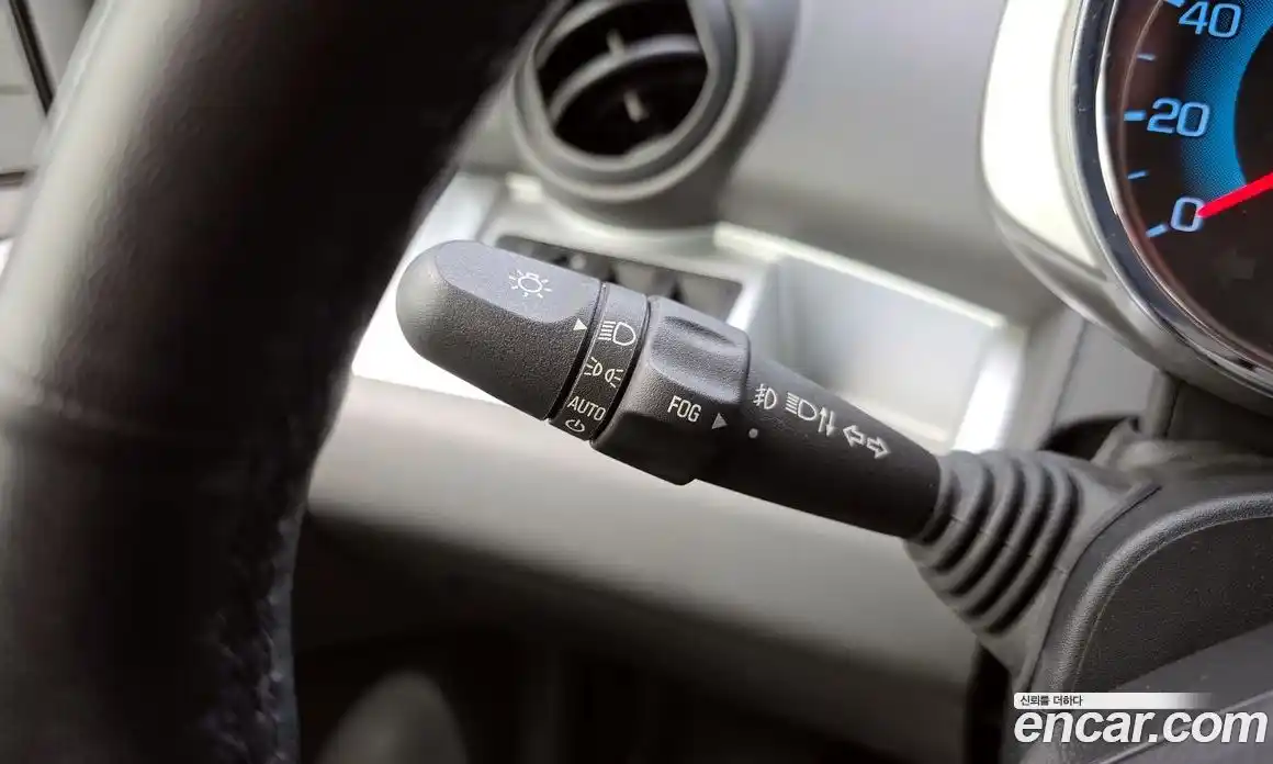 Chevrolet Spark 2014 1.0 Автомат в Москве № 589985, фото 15