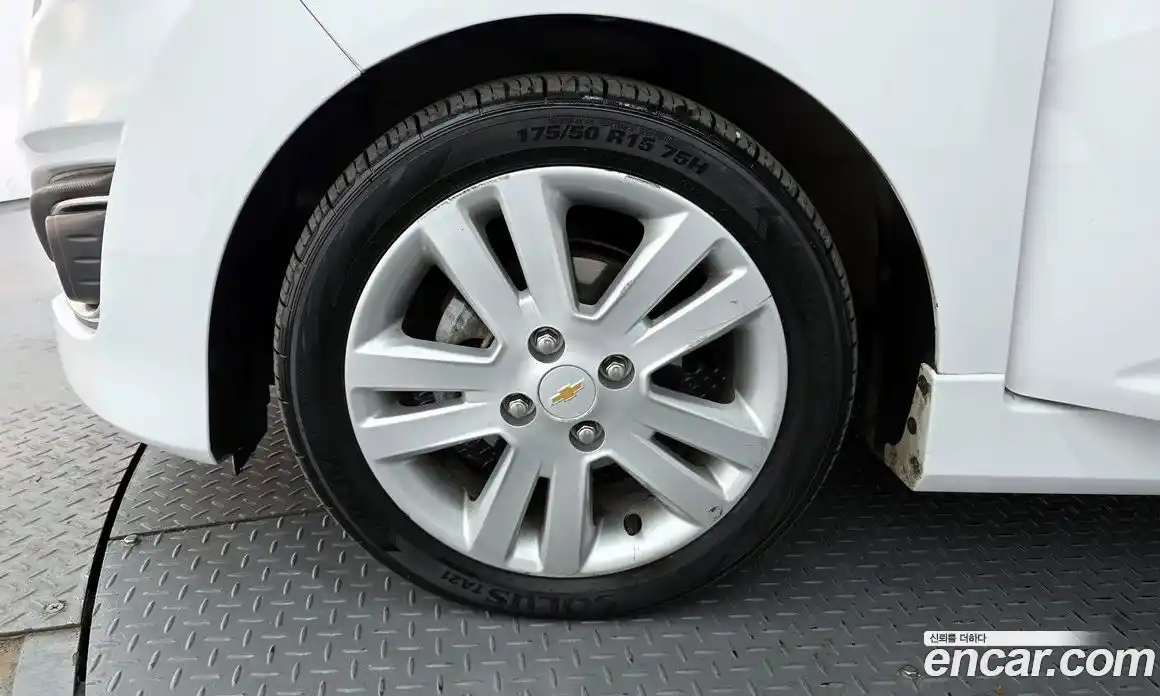 Chevrolet Spark 2014 1.0 Автомат в Москве № 589985, фото 5