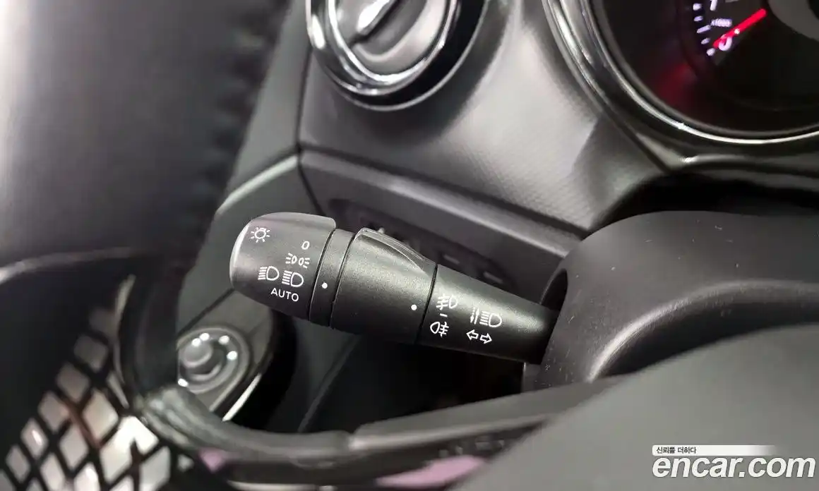 Renault QM3 2016 1.5 Автомат в Москве № 590037, фото 17