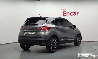 Renault QM3 2016 1.5 Автомат в Москве № 590037, миниатюра 2