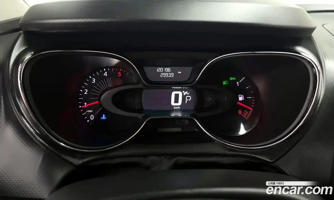 Renault QM3 2016 1.5 Автомат в Москве № 590037, фото 8