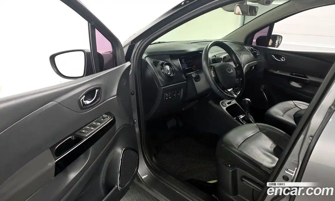 Renault QM3 2016 1.5 Автомат в Москве № 590037, фото 10