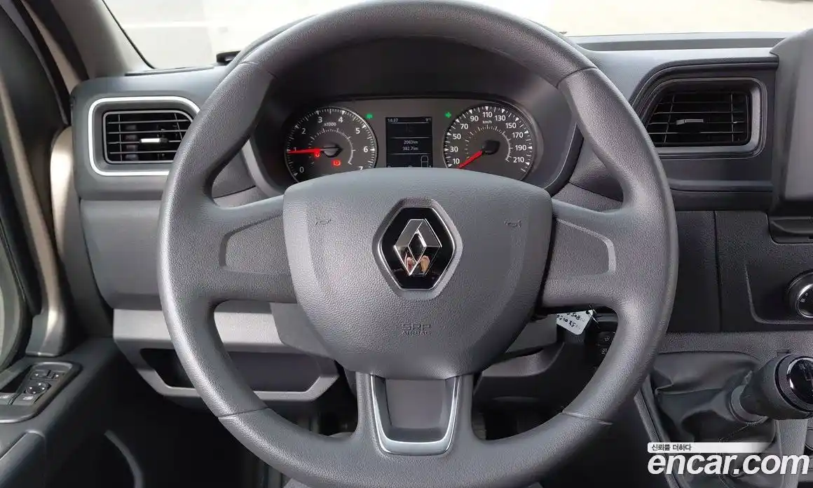 Renault Master 2024 2.3 Механическая в Москве № 590276, фото 14