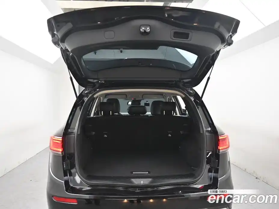 Renault QM6 2023 2.0 Автомат в Москве № 590316, фото 19