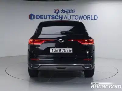 Renault QM6 2023 2.0 Автомат в Москве № 590316, миниатюра 4