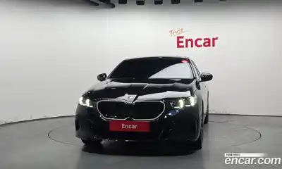 BMW 5-Series 2025 2.0 Автомат в Москве № 590640, миниатюра 3