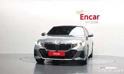 BMW 5-Series 2025 2.0 Автомат в Москве № 590714, миниатюра 3