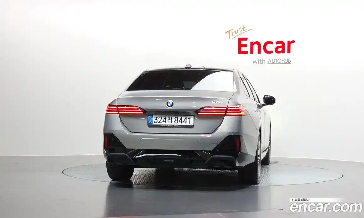 BMW 5-Series 2025 2.0 Автомат в Москве № 590714, фото 4