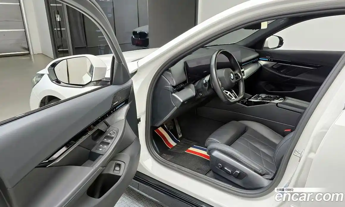 BMW 5-Series 2024 2.0 Автомат в Москве № 591213, фото 11