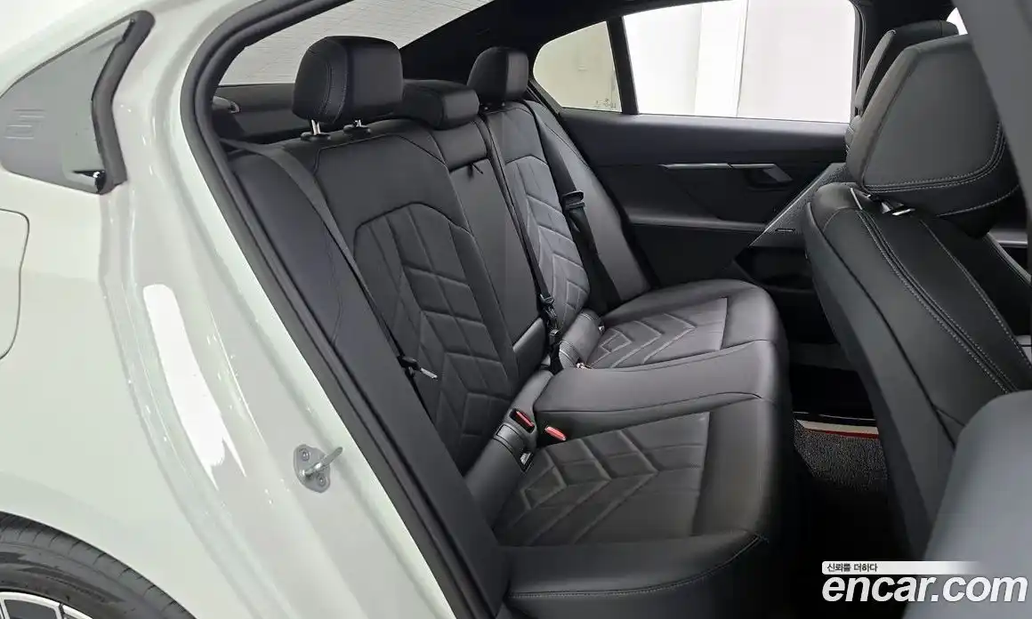 BMW 5-Series 2024 2.0 Автомат в Москве № 591213, фото 12