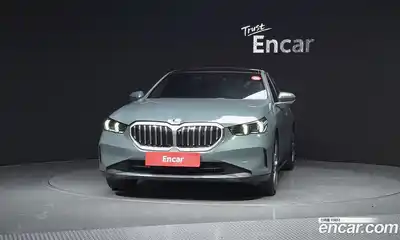 BMW 5-Series 2024 2.0 Автомат в Москве № 591306, миниатюра 3