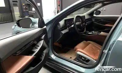 BMW 5-Series 2024 2.0 Автомат в Москве № 591306, миниатюра 10