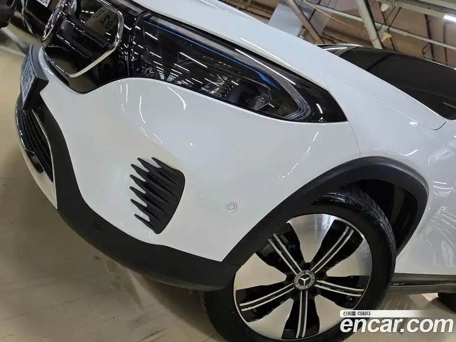 Mercedes-Benz EQB 2024 Автомат в Москве № 591807, фото 8