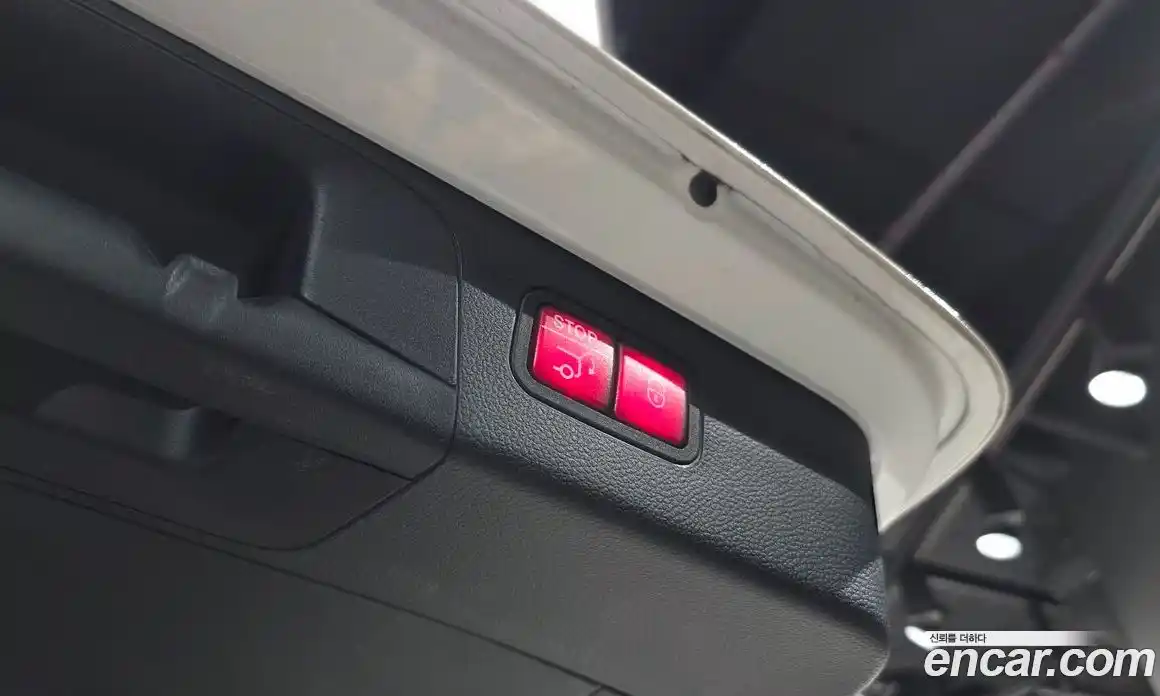 Mercedes-Benz GLC-Class 2022 1.9 Автомат в Москве № 592117, фото 19