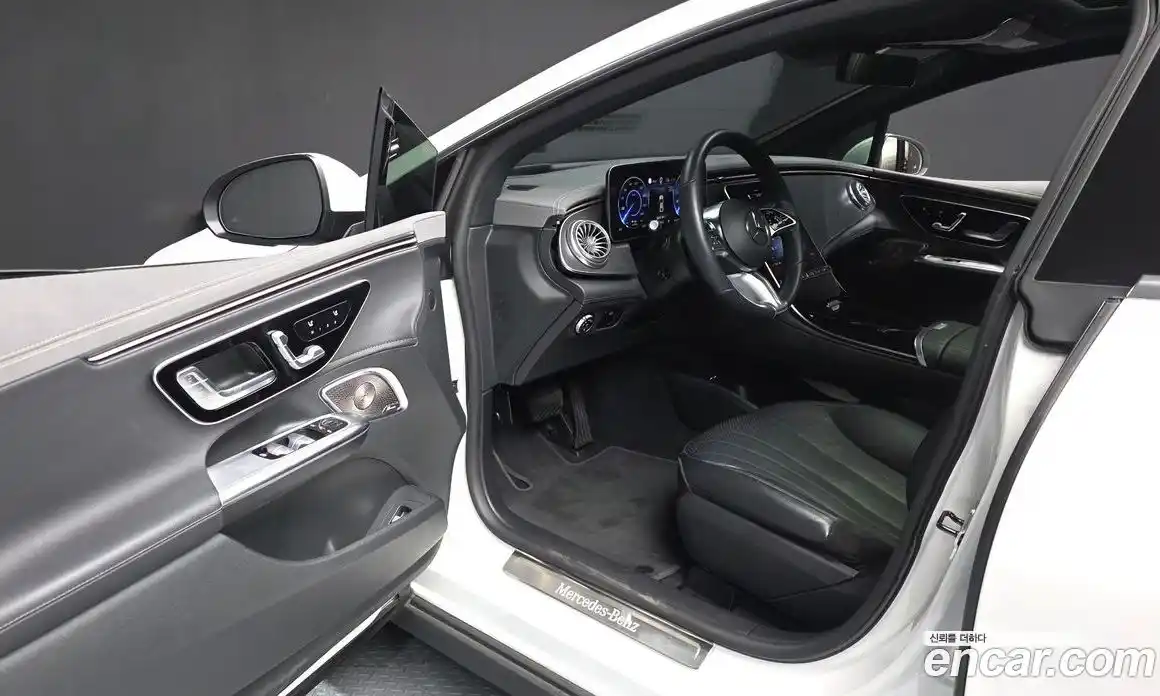 Mercedes-Benz EQE 2022 0.3 Автомат в Москве № 592142, фото 10