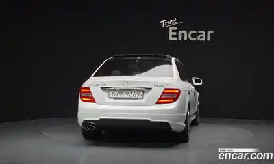 Mercedes-Benz C-Class 2014 2.1 Автомат в Москве № 592624, миниатюра 4