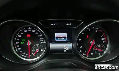 Mercedes-Benz GLA-Class 2018 2.0 Автомат в Москве № 592708, миниатюра 8