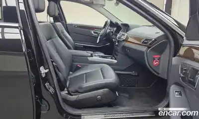 Mercedes-Benz E-Class 2012 1.8 Автомат в Москве № 592712, миниатюра 11