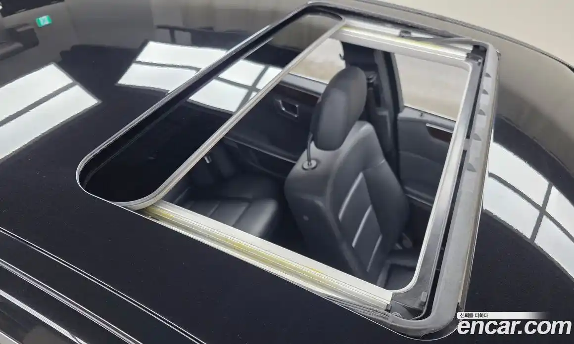 Mercedes-Benz E-Class 2012 1.8 Автомат в Москве № 592712, фото 19