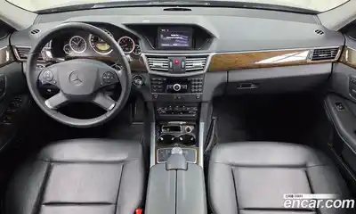 Mercedes-Benz E-Class 2012 1.8 Автомат в Москве № 592712, миниатюра 7