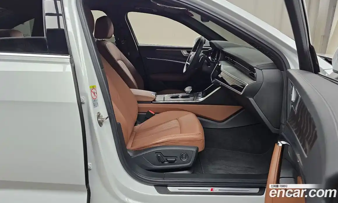 Audi A6 2023 2.0 Автомат в Москве № 592836, фото 11