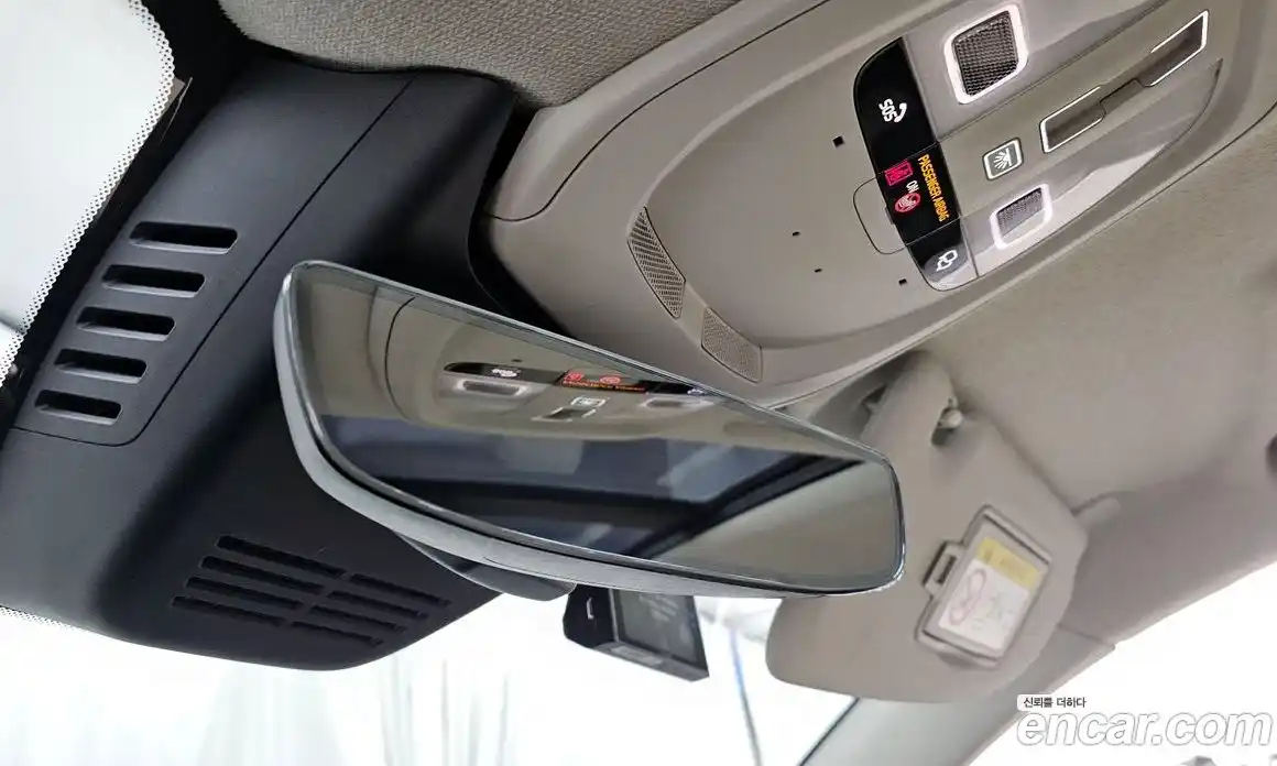 Volvo XC40 2023 2.0 Автомат в Москве № 593693, фото 17