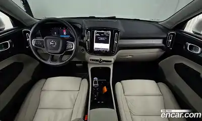 Volvo XC40 2023 2.0 Автомат в Москве № 593693, миниатюра 7