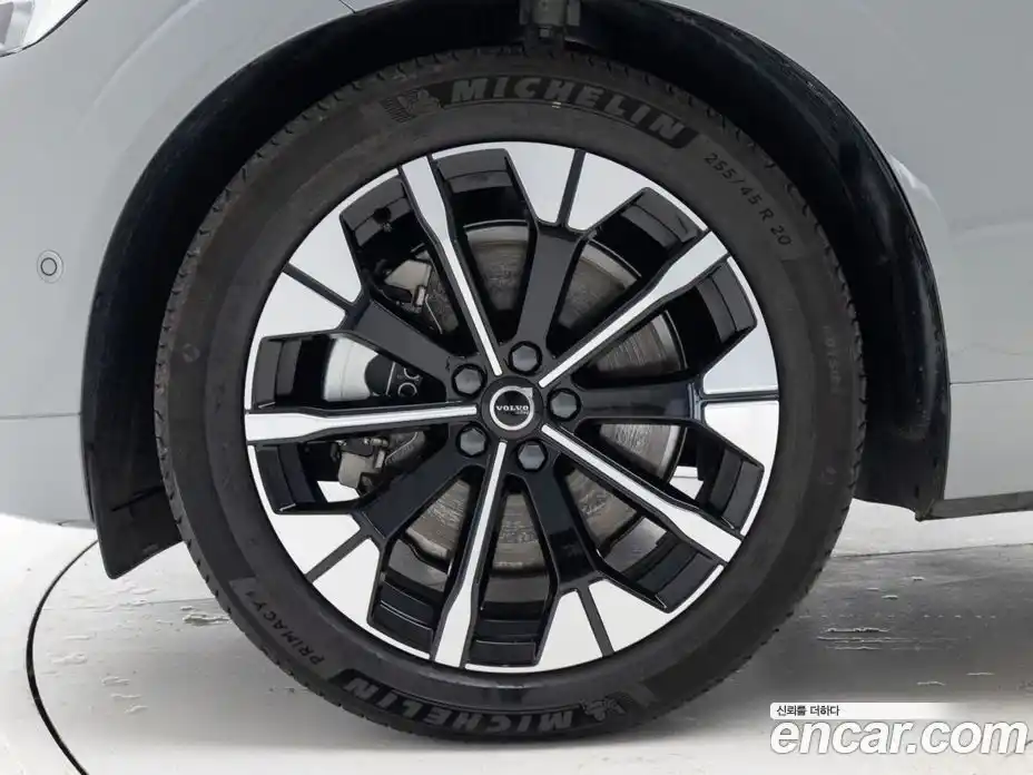 Volvo XC60 2026 2.0 Автомат в Москве № 593792, фото 5