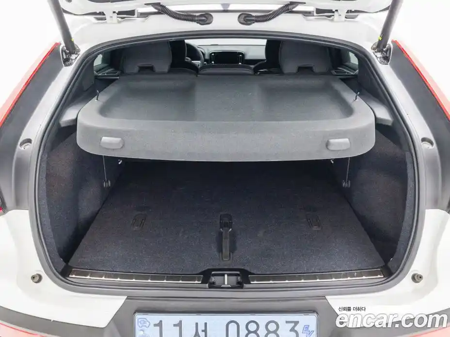 Volvo C40 2024 0.2 Автомат в Москве № 593824, фото 16