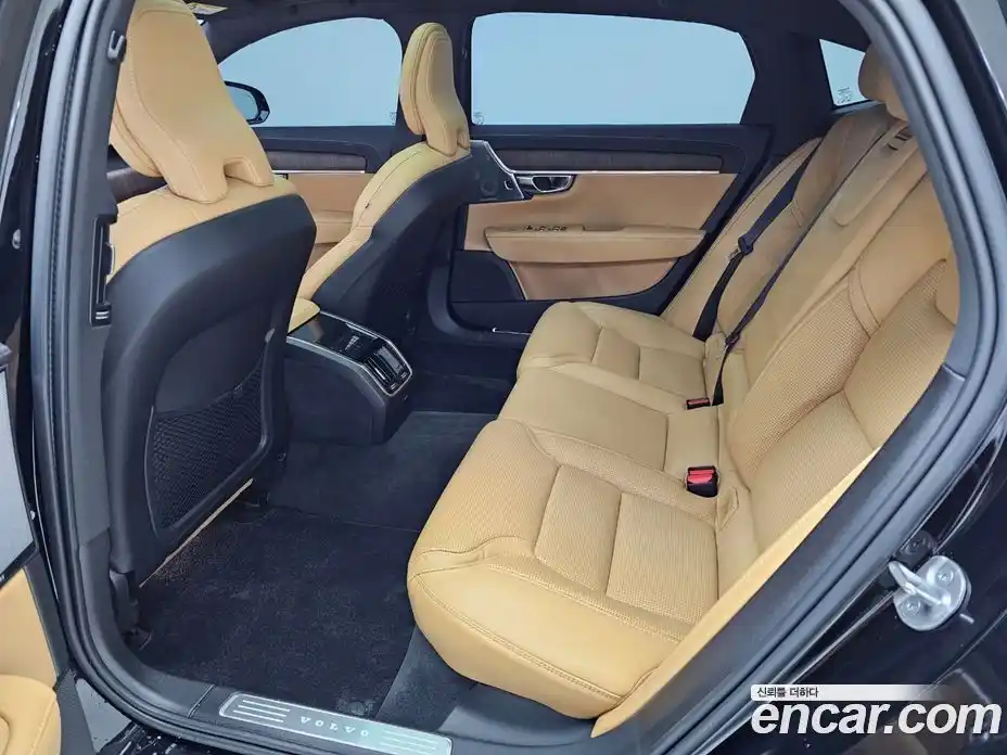 Volvo S90 2024 2.0 Автомат в Москве № 593838, фото 16