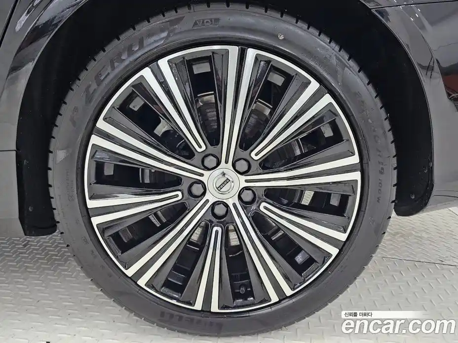 Volvo S90 2024 2.0 Автомат в Москве № 593838, фото 5